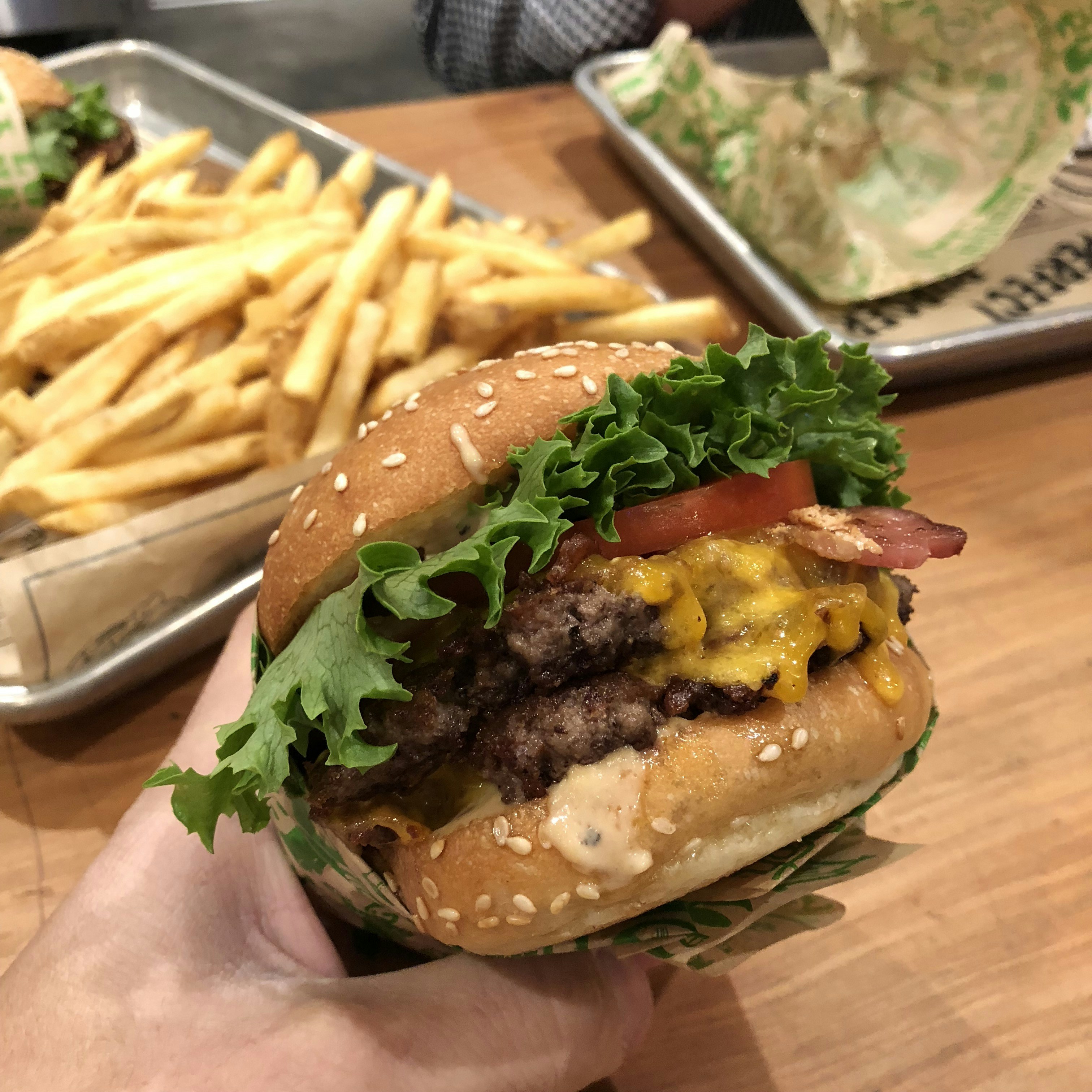 Hamburguesa doble con queso y tocino