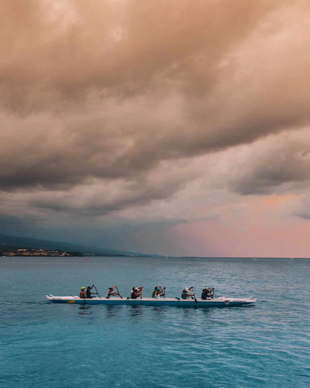 Crew race