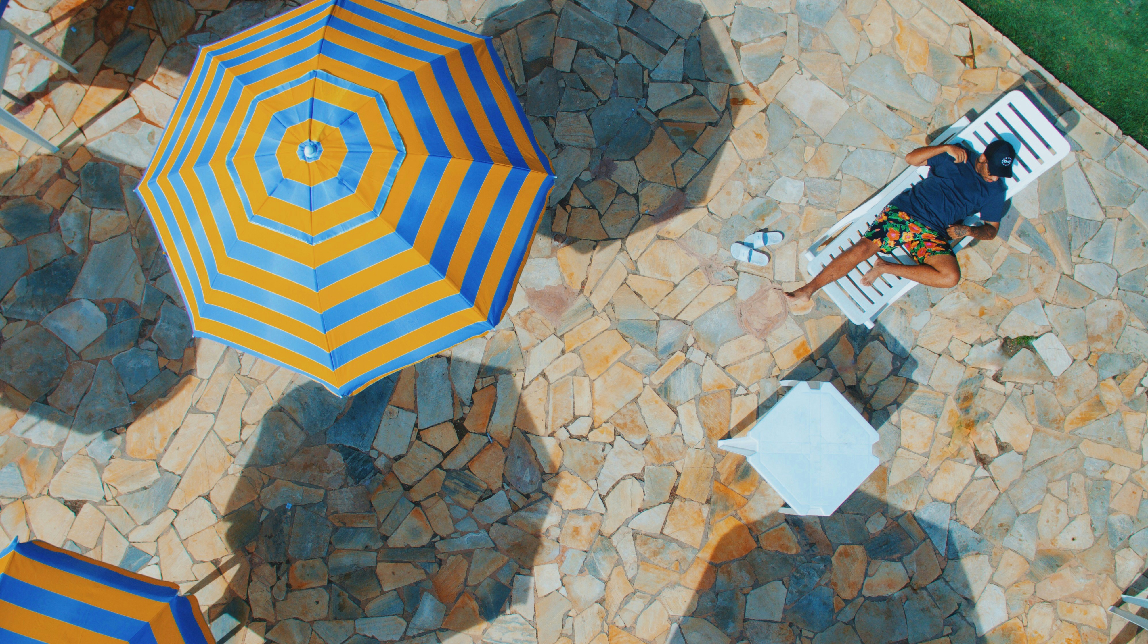 Photo by viniciusamano