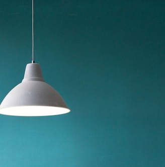 white pendant lamp