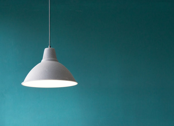 white pendant lamp