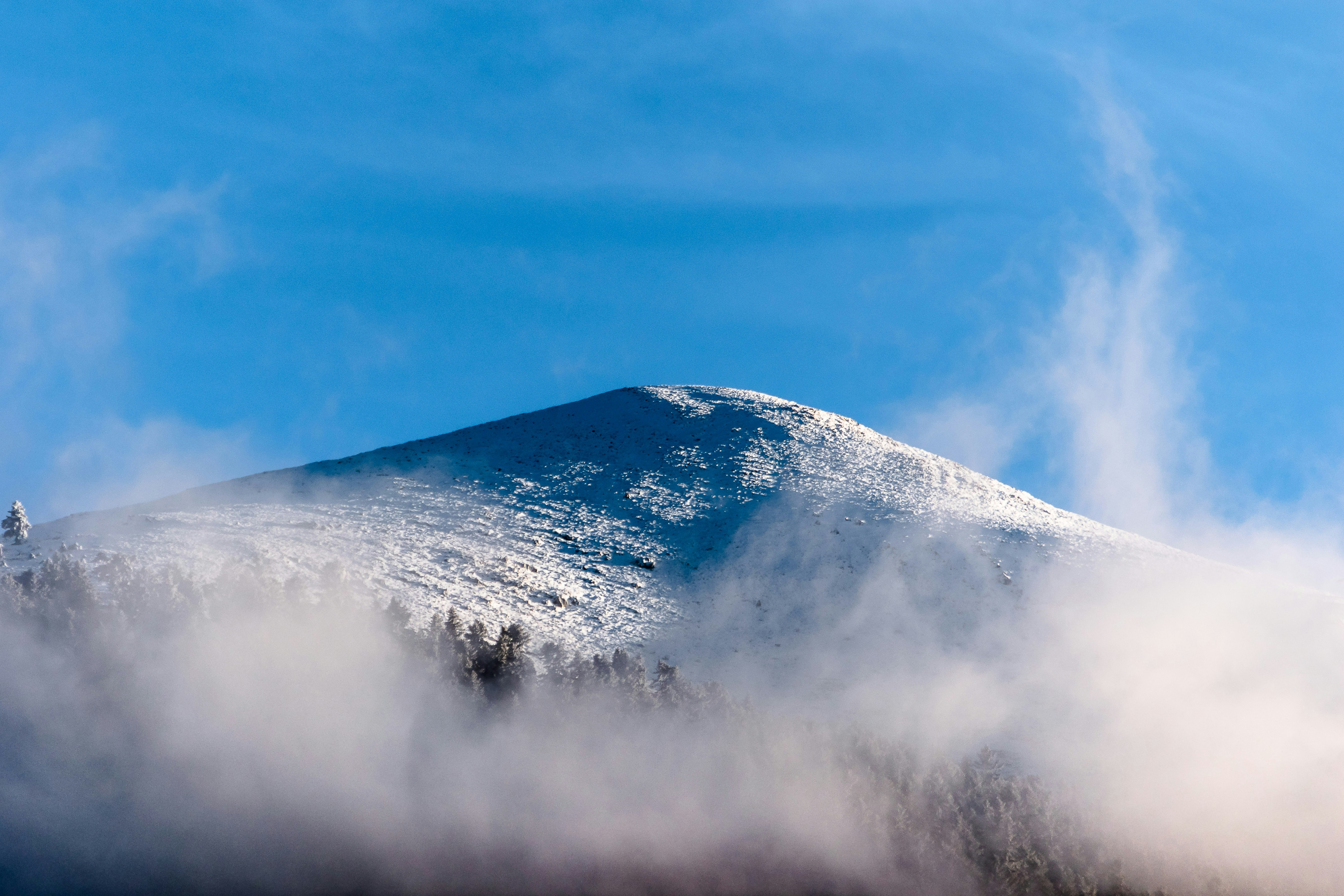 Photo by jasonblackeye