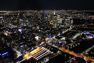 A stunning view of Nashville, Tennessee, showcasing the vibrant night lights of the city.