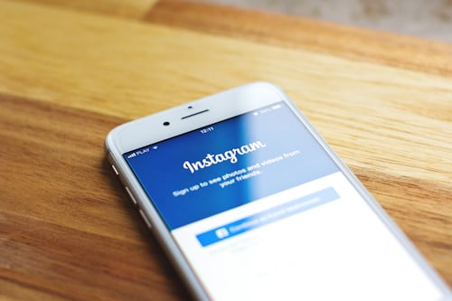 How to save photos from instagram