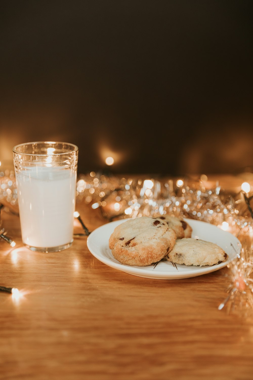 cookies in ceramic saucer