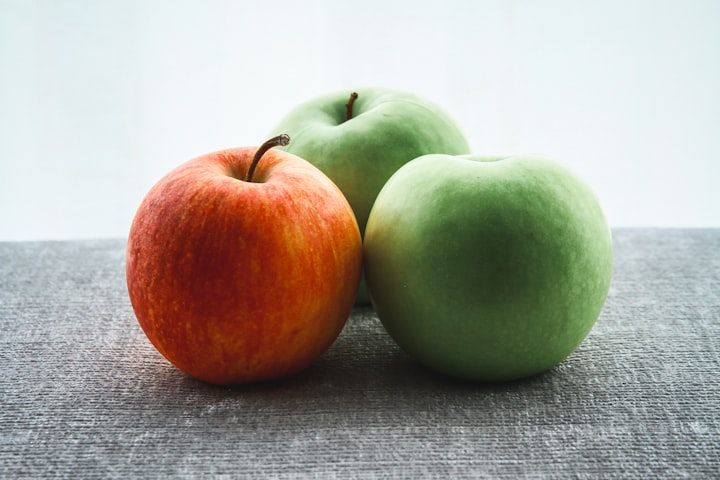 How Flavonol-Rich Food Like Apple Fruits Keep You Strong as You Age