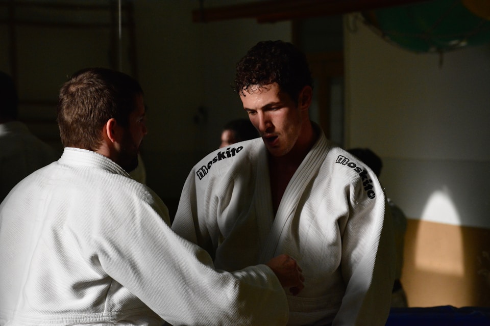 Stock image of karate students practicing used in a blog about martial art programs in Miller Place at Takamine Karate Dojo