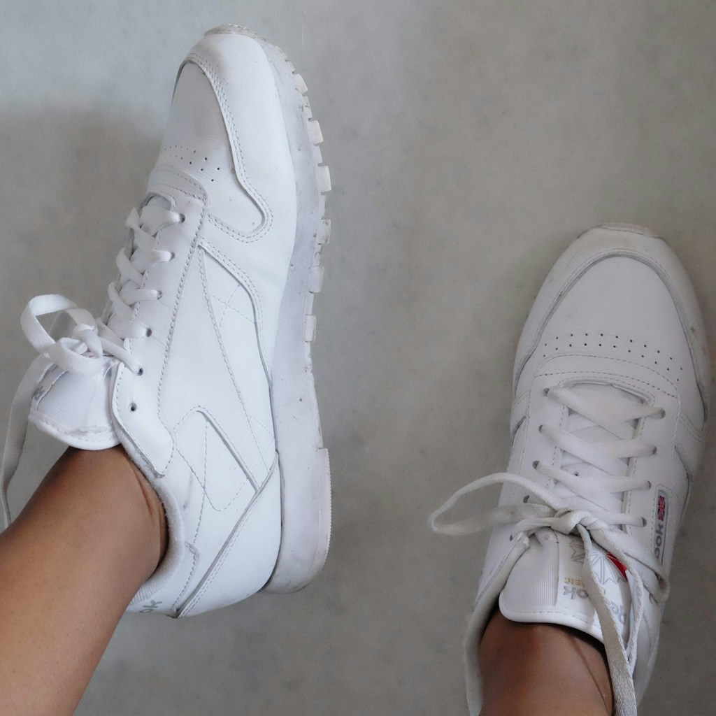 White Minimal Sneakers