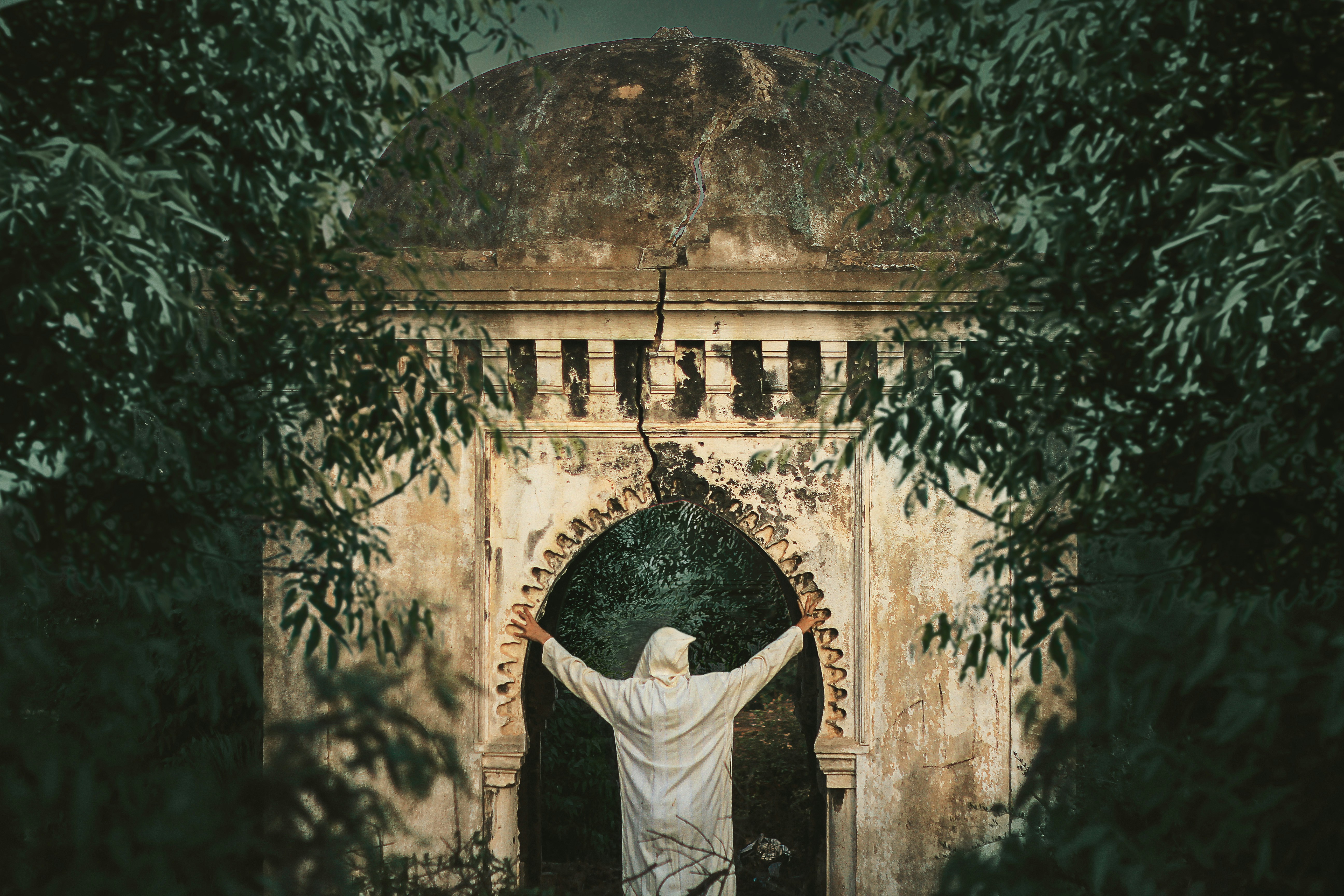 El Arquetipo del Explorador: Cómo Encontrar tu Propio Camino y Libertad en 2026