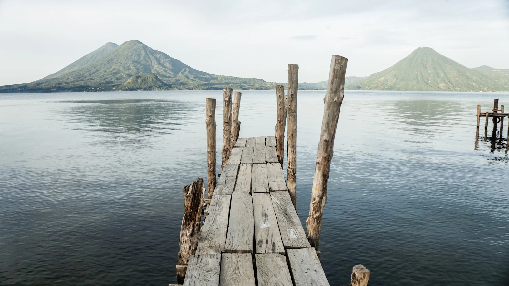 The tranquil lakefront docks of a secluded guesthouse