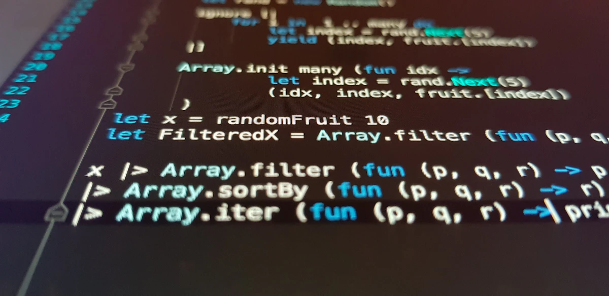 Interfaz de código de una aplicación Flask, similar al archivo uniquemachine_app.py afectado por la vulnerabilidad.
