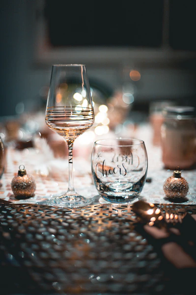 selective focus photography of wine glass