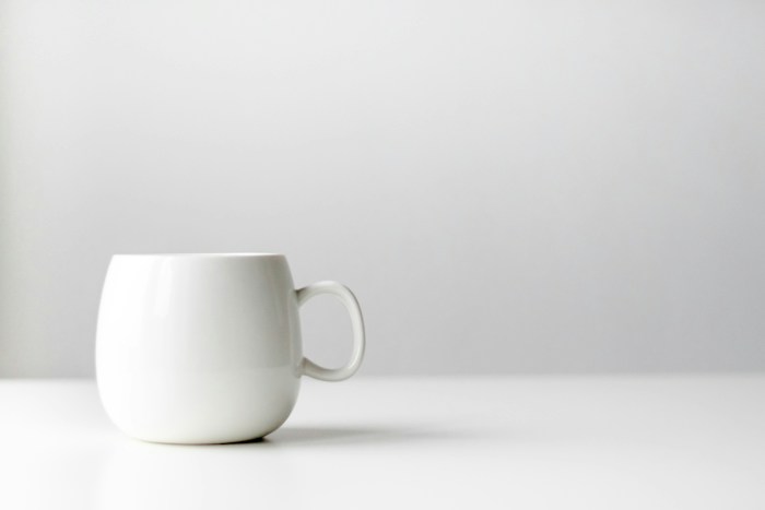 Caneca usada como imagem ilustrativa