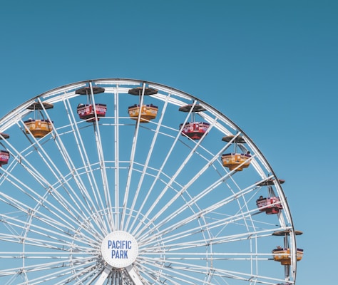 Santa Monica, Southern California — magician for luxury events