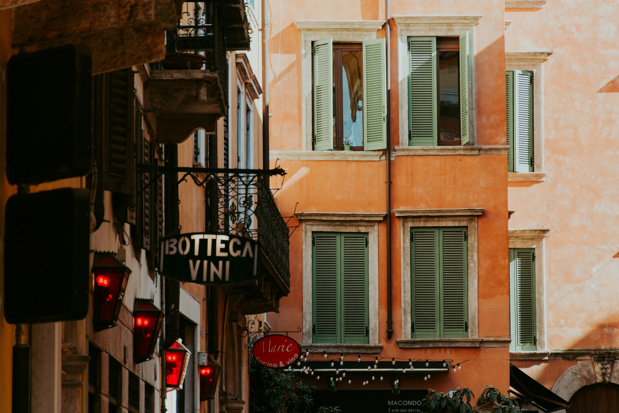 image of Italian street