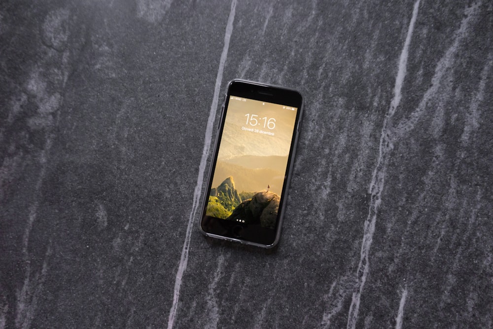 space gray iPhone 6 on tabletop