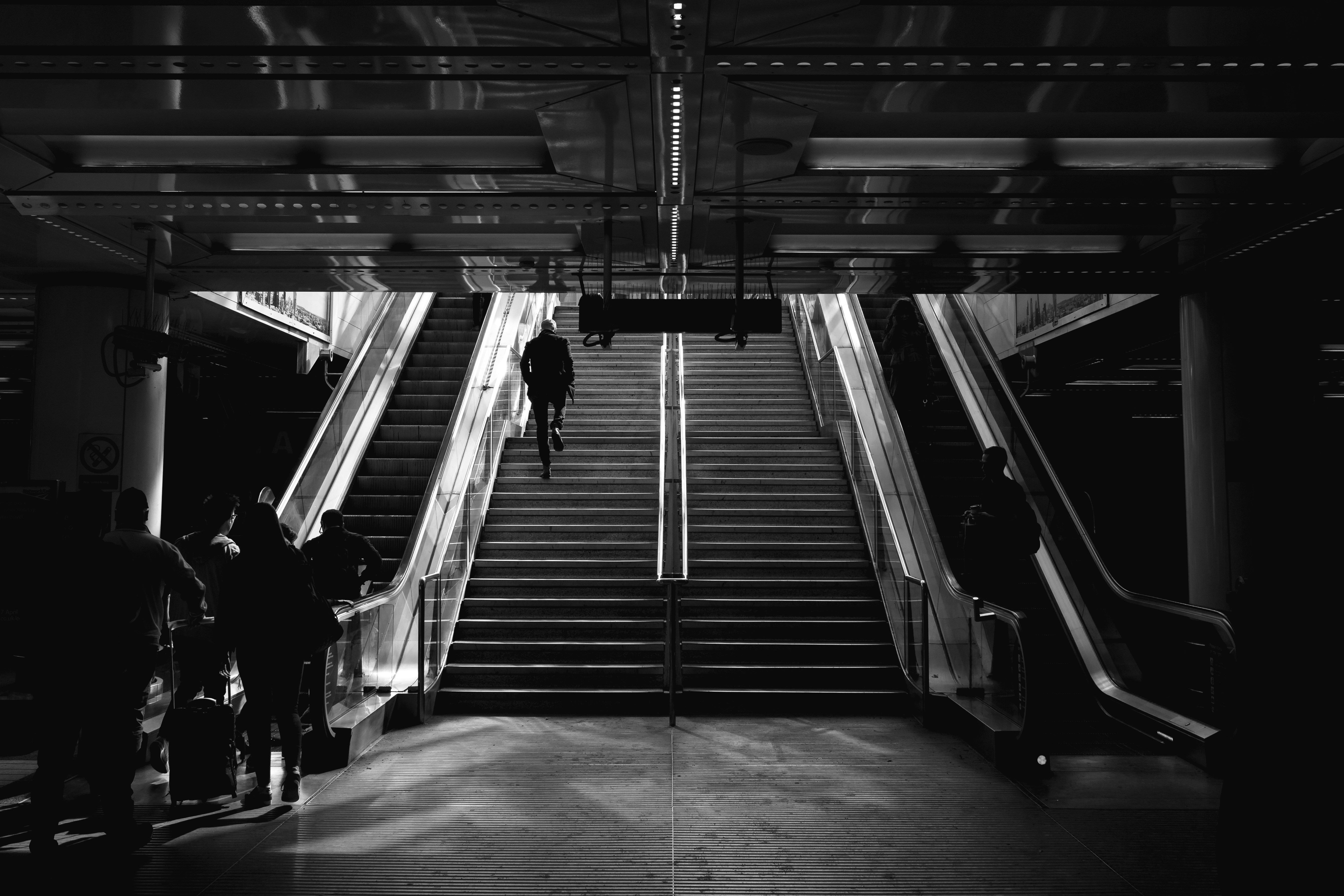 Liverpool James Street Station/ railway stations in Liverpool