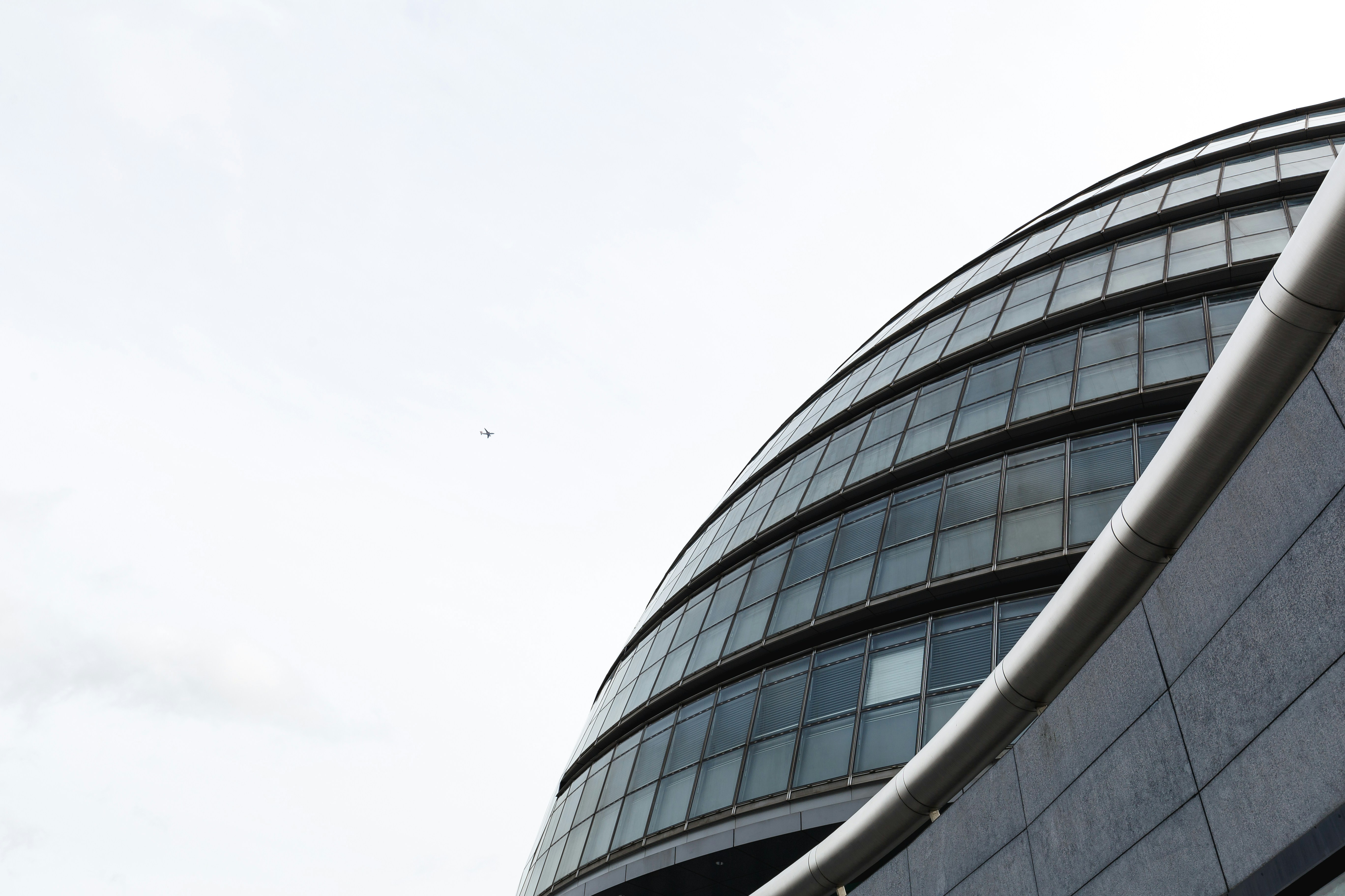a very tall building with a sky in the background, Ed Robertson, London based Street Photographer</p><p>https://occipitals.net</p><p>Instagram: @occipitals