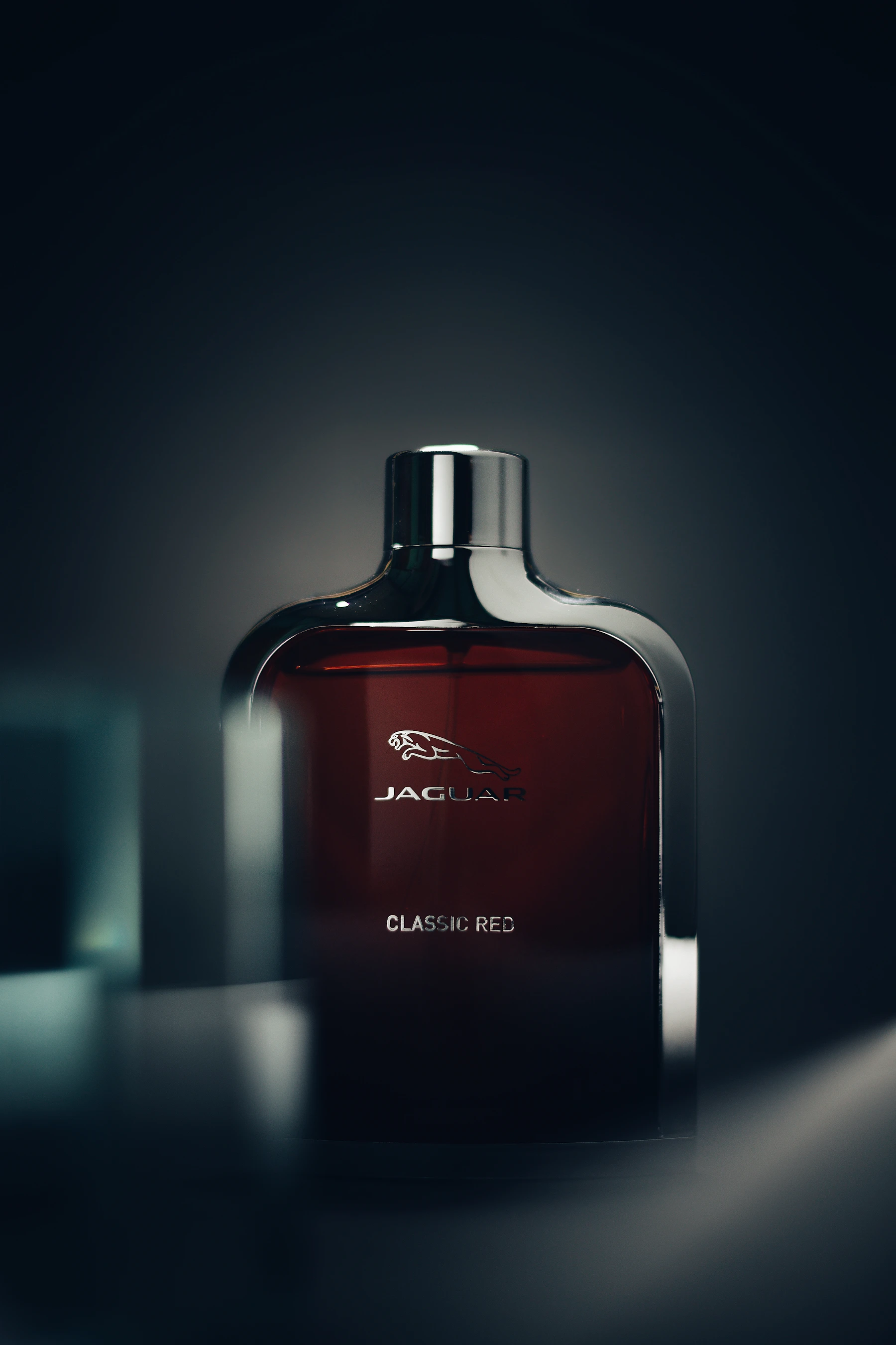 Midnight Oud catalog photograph