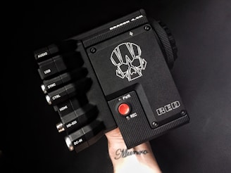 black and gray amplfier