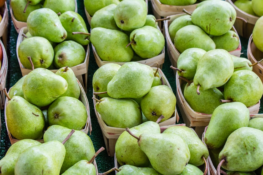 frutas de pera verde