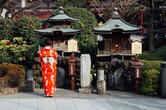 woman standing near building at daytime