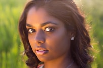 closeup photo of woman