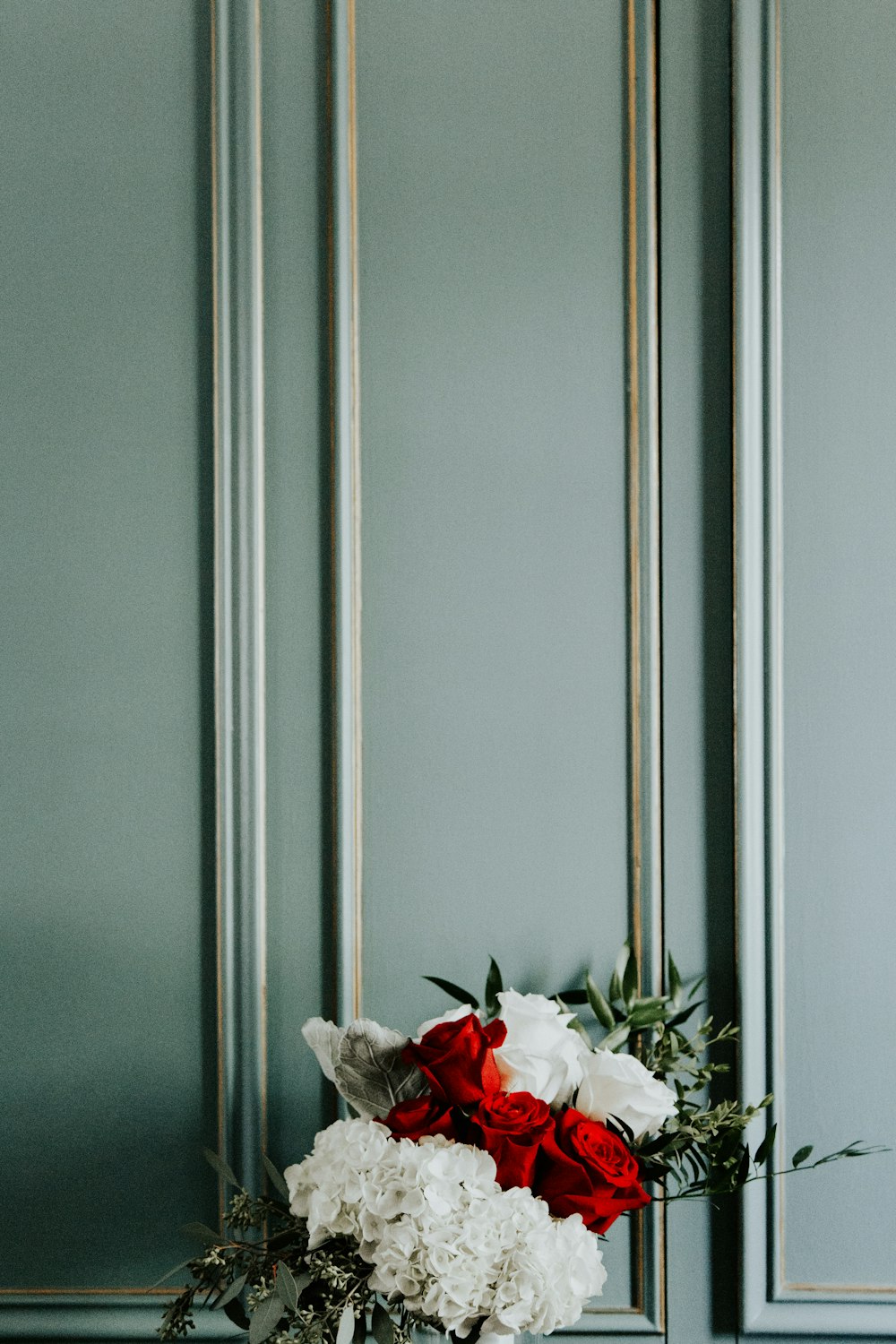 white and red flowers