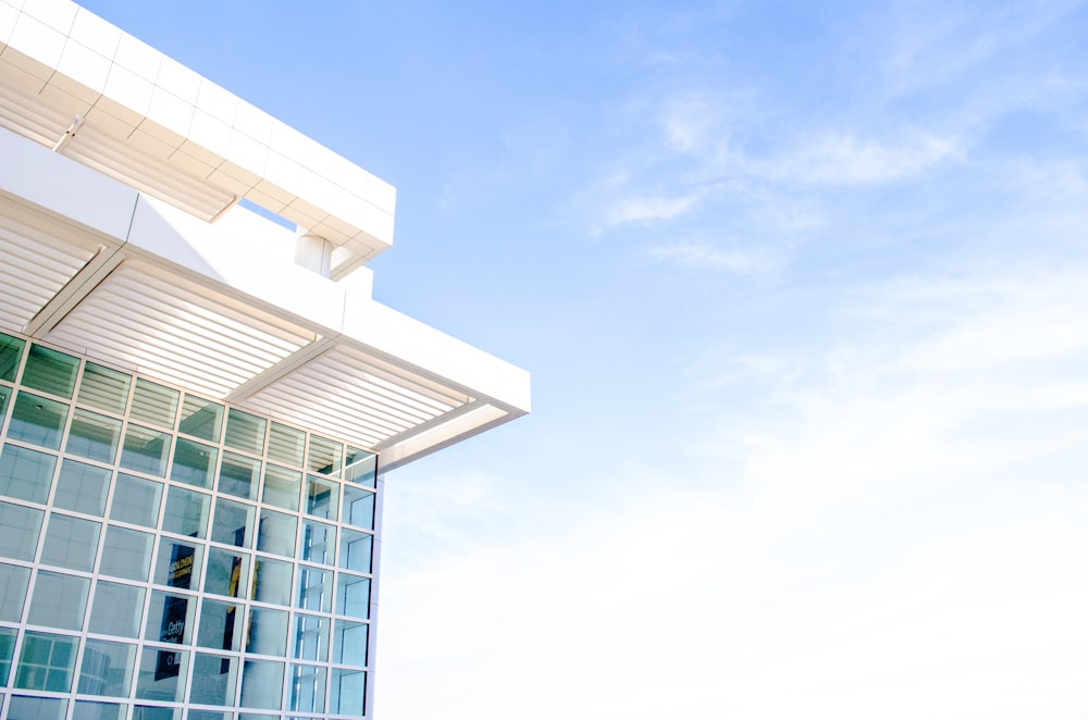 high-rise building under blue sky