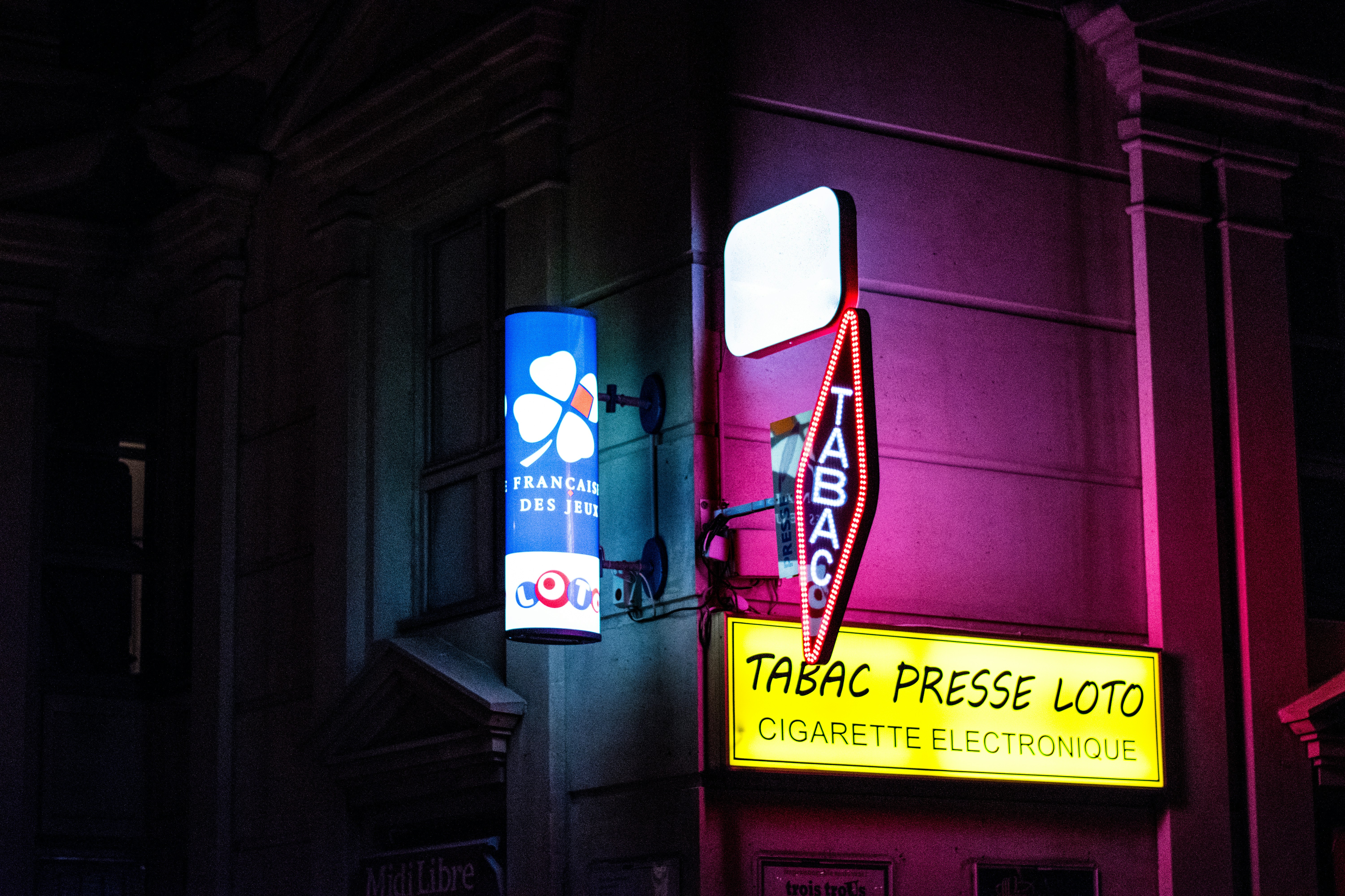 探索设计的网站，创意无限，视觉盛宴