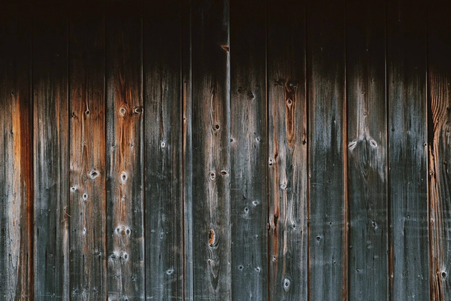 gray and brown wooden plank