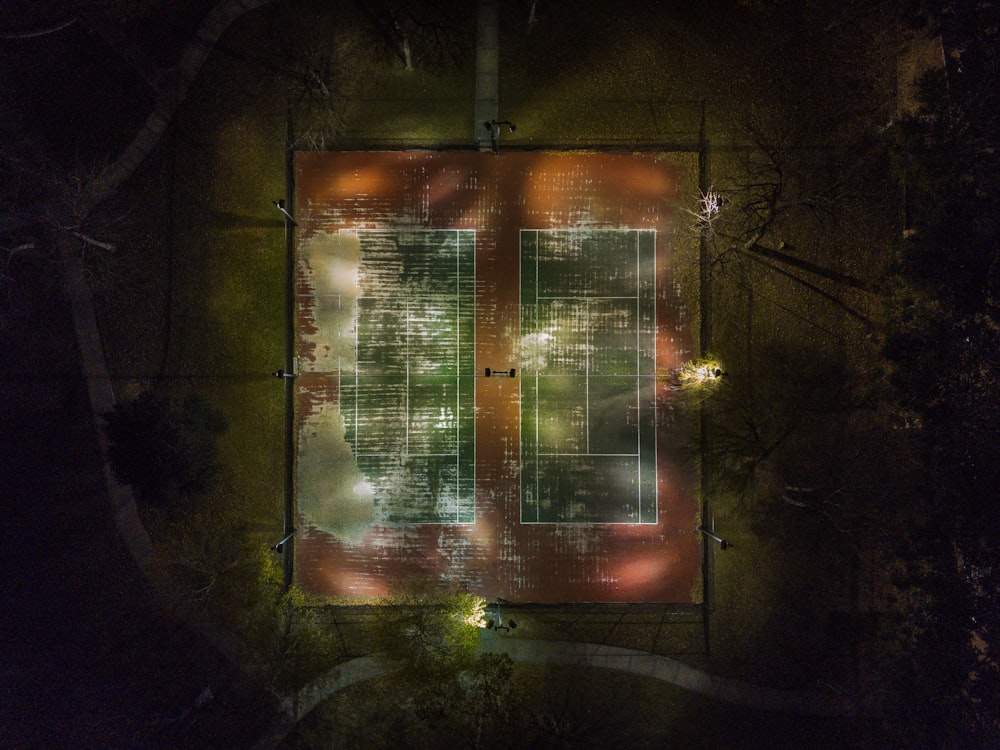 bird's eye view photo of badminton court