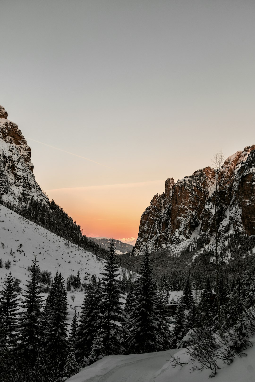 Mountain range photo spot Naturpark Fanes-Sennes-Prags Passo Falzarego