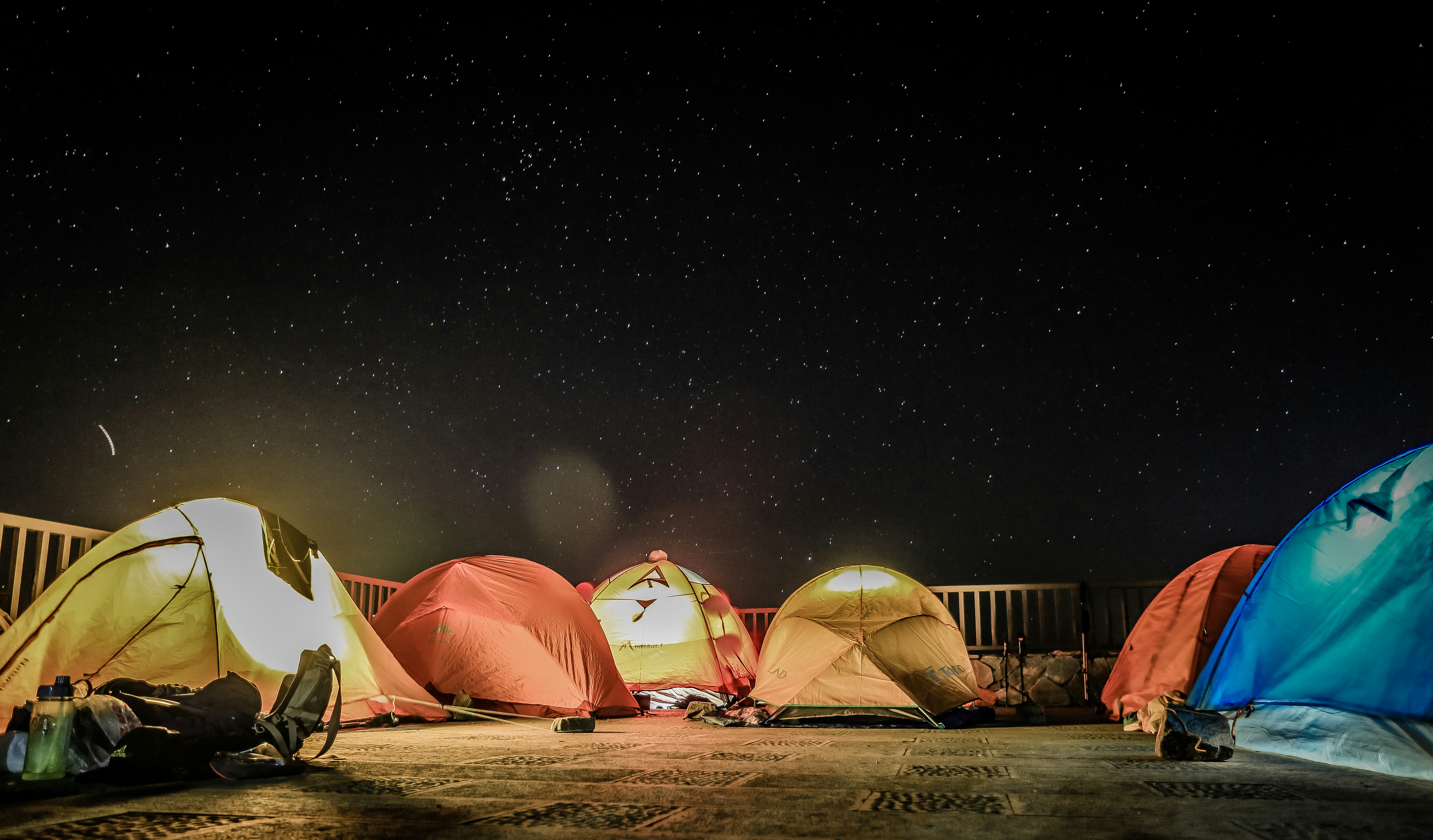 Foto von lu zq auf Unsplash