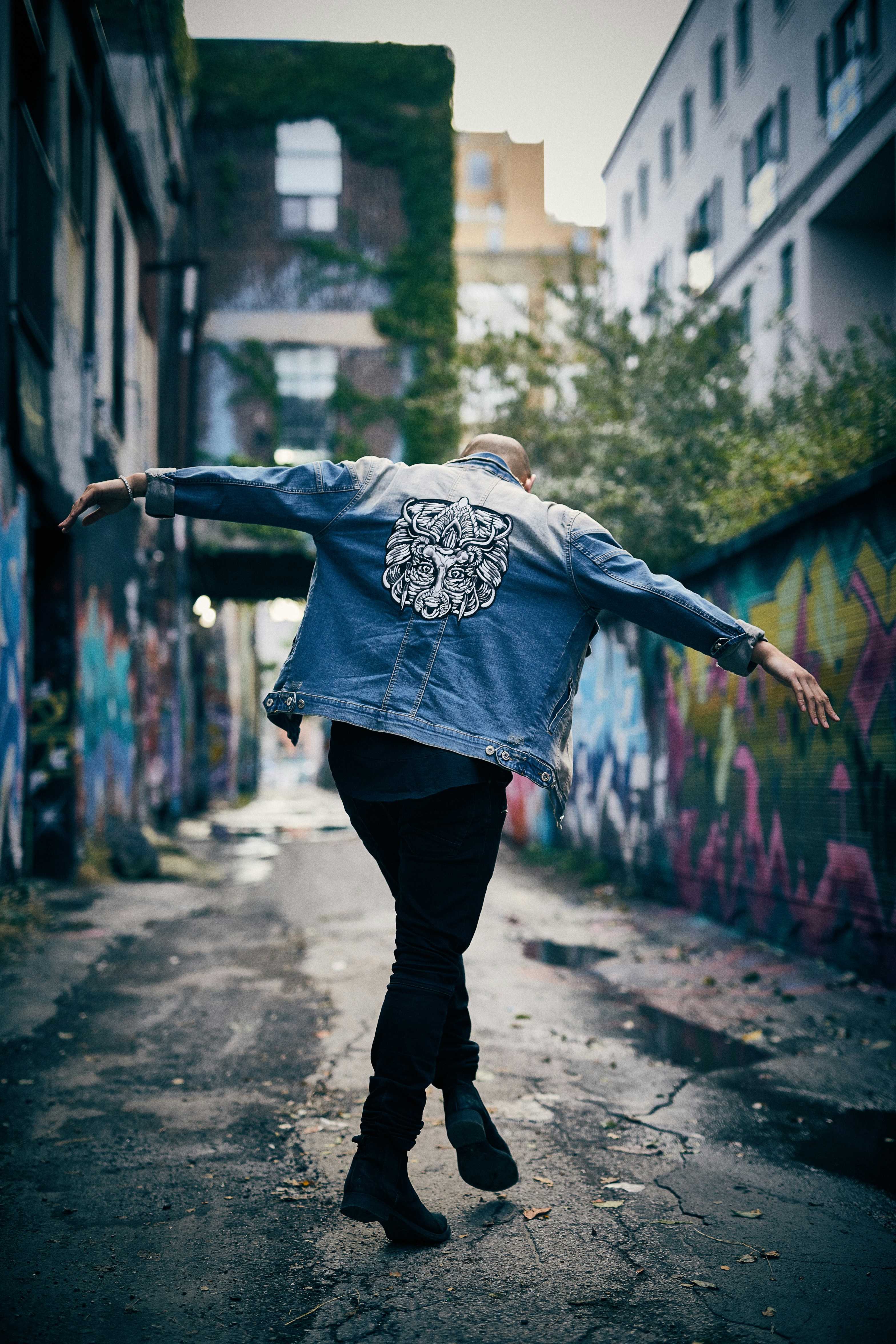 This is my newest series. So far each shoot has been an exhilarating and unique experience. Unlike a lot of my studio based work, SunChasing is an exercise in surrender. We get together very early in the morning, drive around the sleepy city and wait for the Universe to show us the path. We chase the sun and look for that perfect moment when the light and the shadow intertwine in a magical dance. The city is our canvas and together we create something special.