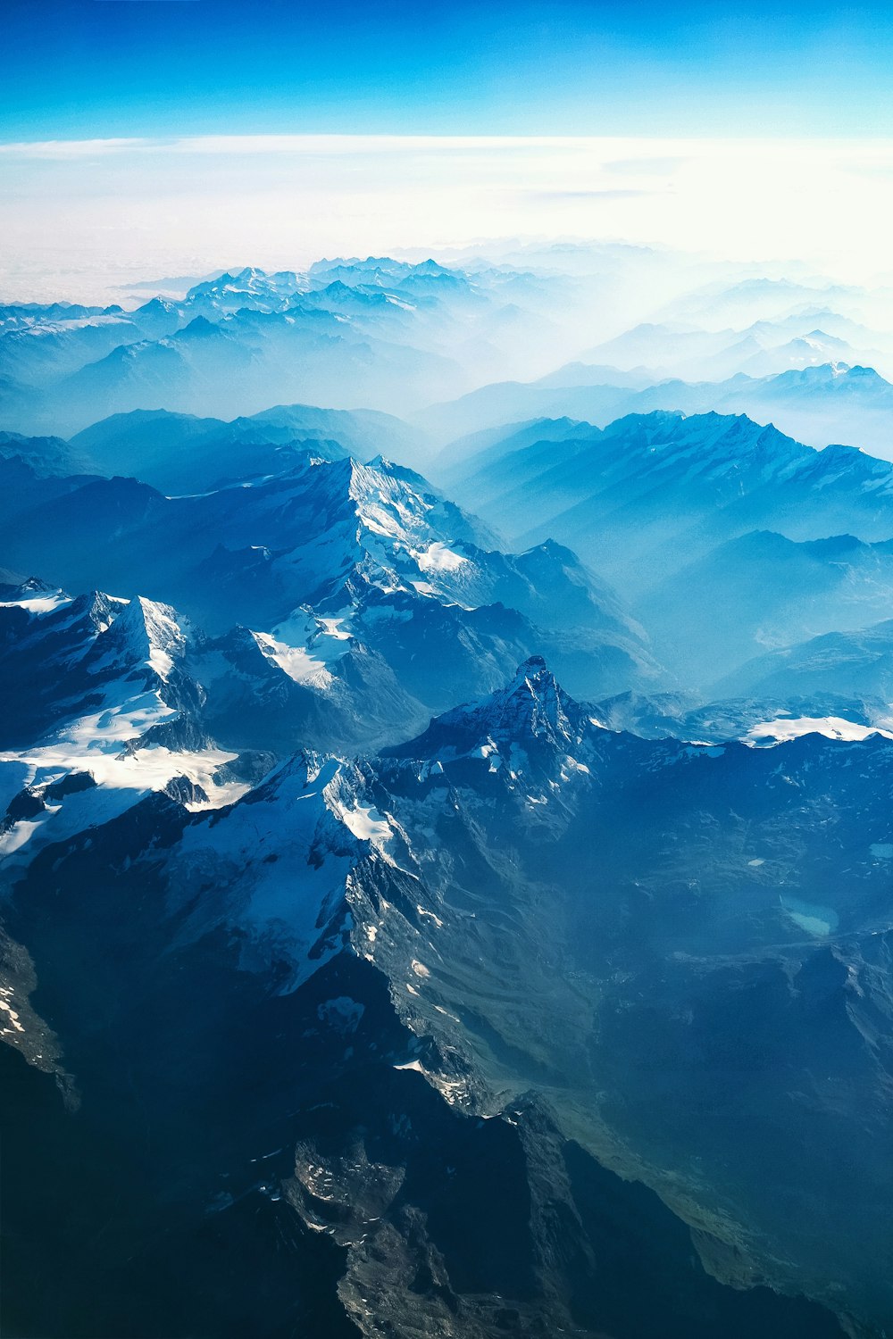 Die Berge aus der Vogelperspektive