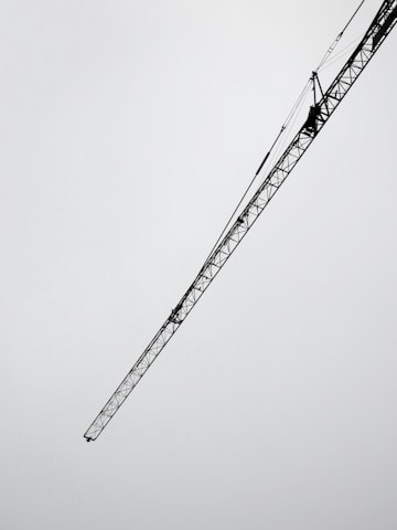 worms eye view of crane