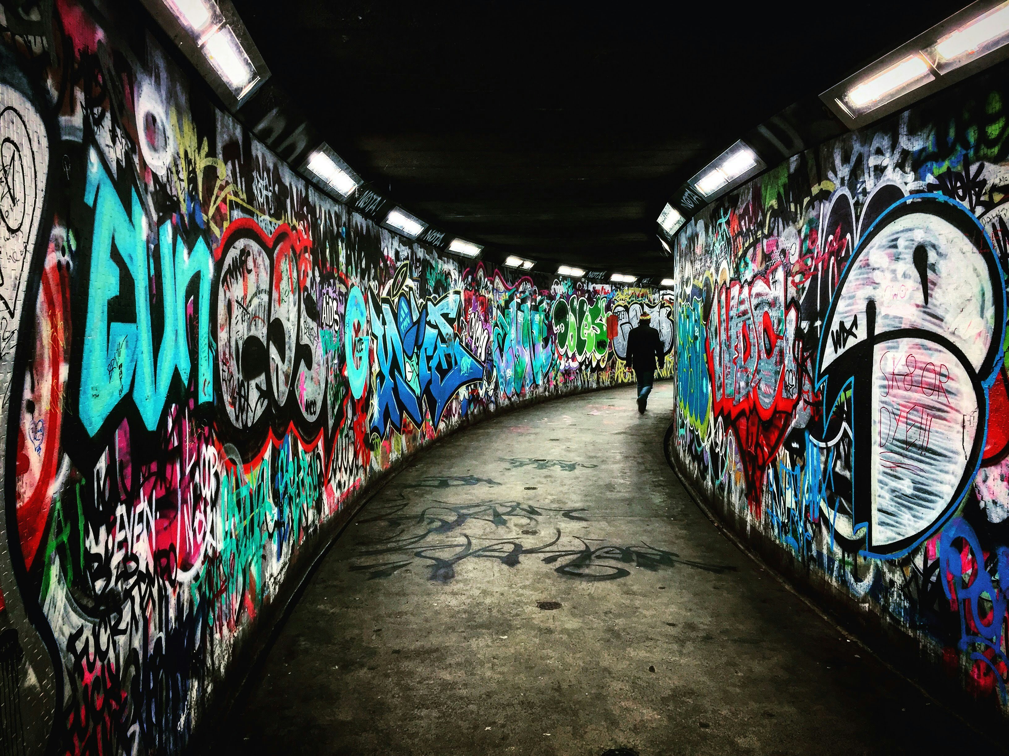 Featured image of post Cool Graffiti Wallpapers For Laptop