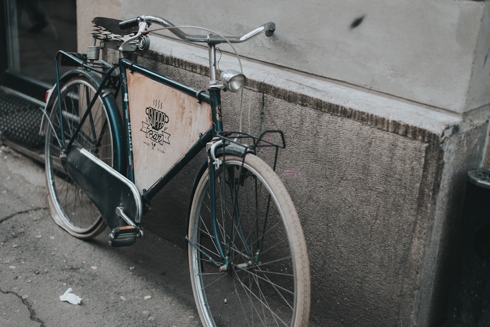 green rigid bike