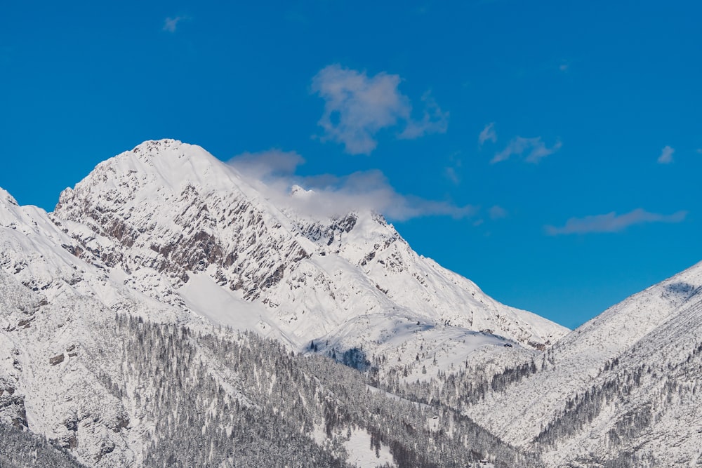 mountain at daytime