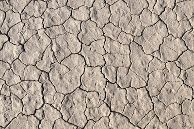 Cracked earth, lower Tigris basin