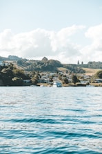 Vistas desde el lago Taupo en Nueva Zelanda