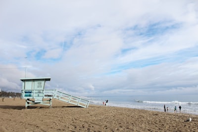 16 Lifeguard Stand - 从 Beach, United States