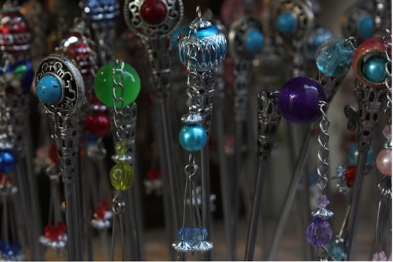 A stylish display of headbands and pearl hair pins.