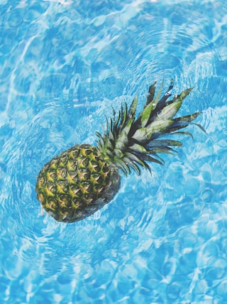 pineapple in water