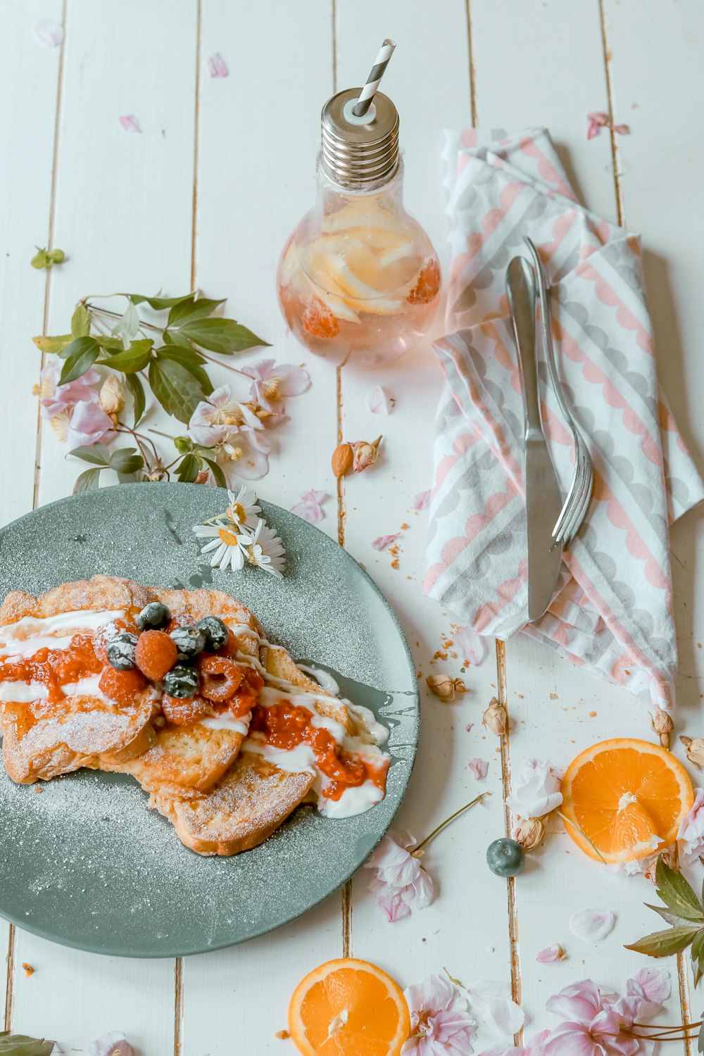 flat lay photography of bread on gray plate