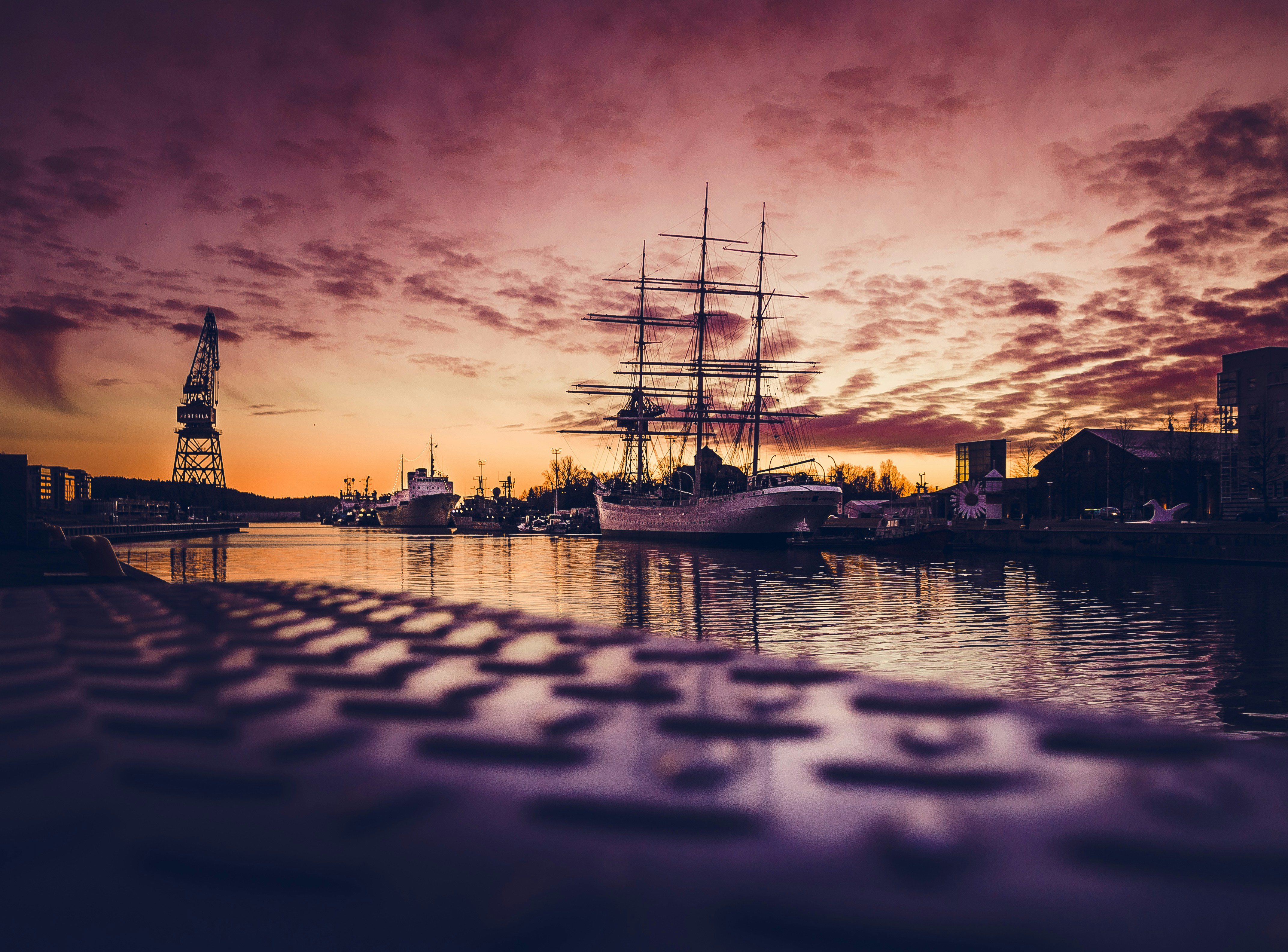 Leading Crane Rental Service in Prayagraj