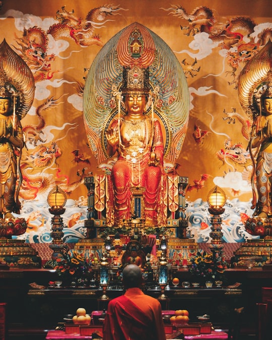 Buddha Tooth Relic Temple things to do in Bayfront Avenue