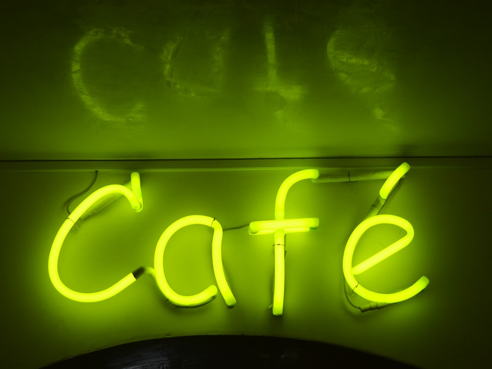 sinalização verde Cafe neon