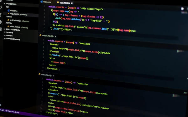 Pantalla de móvil mostrando un perfil de app de citas con bio bien escrita